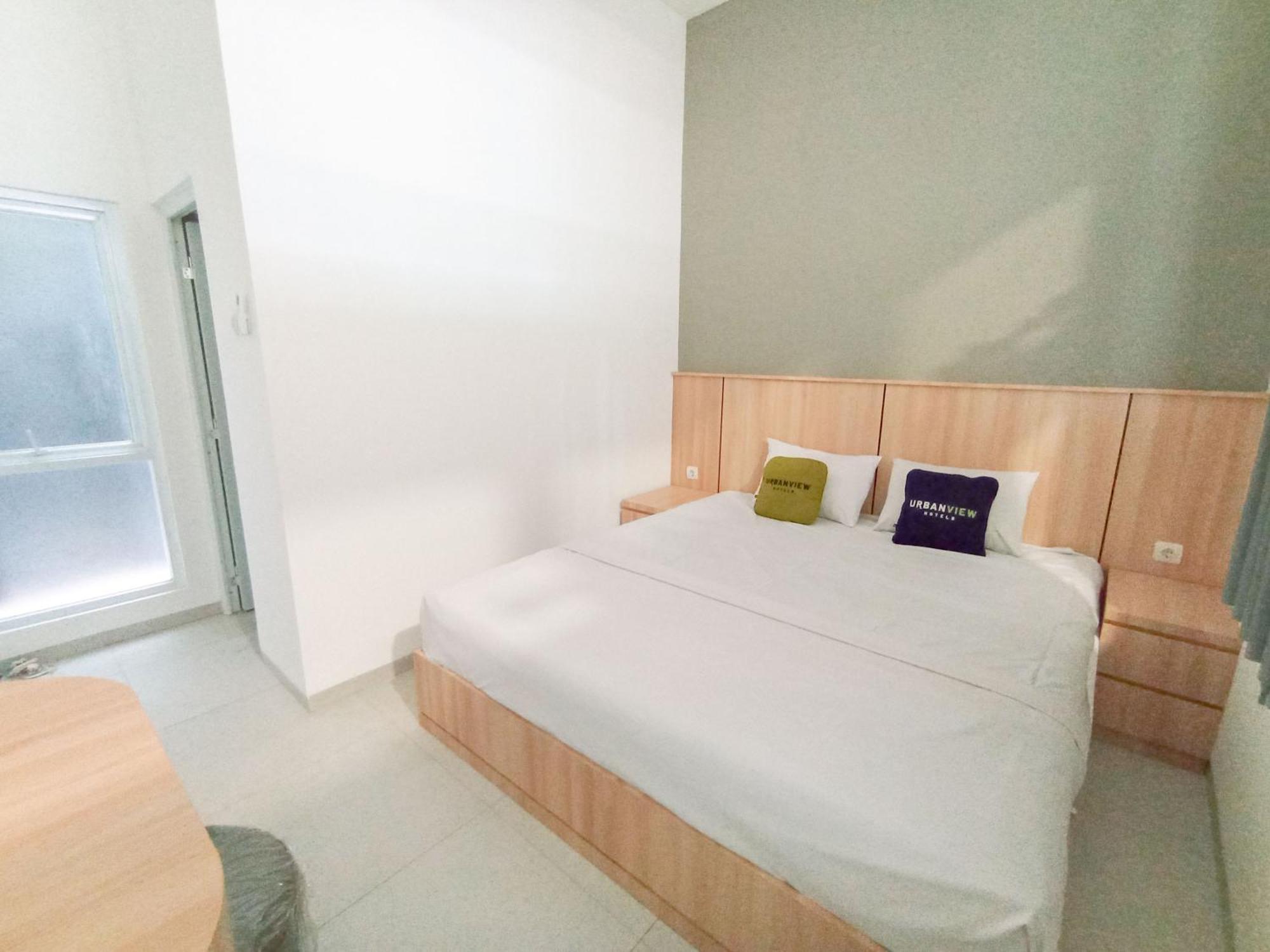 Urbanview Hotel Subali Purwokerto Esterno foto