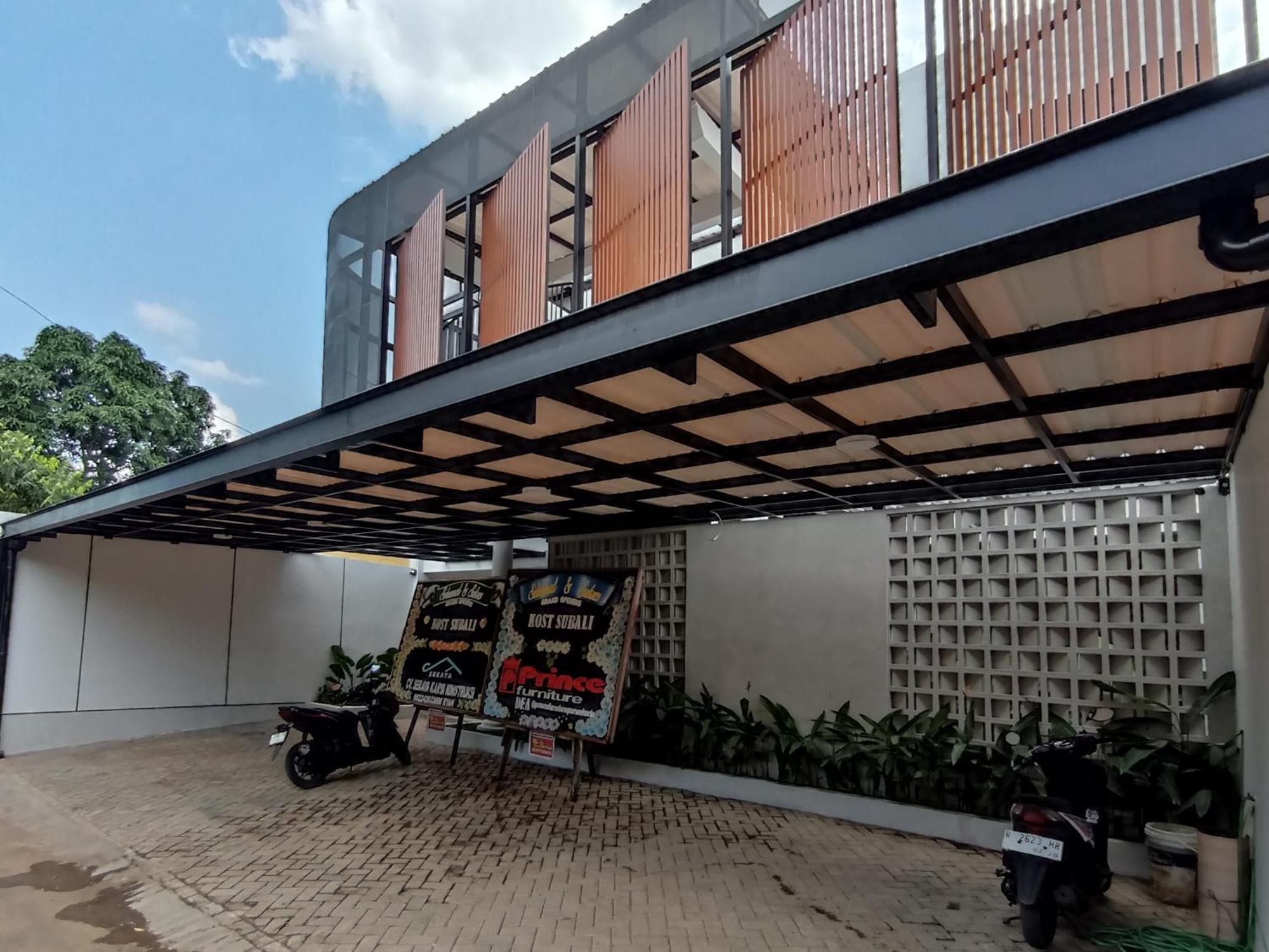 Urbanview Hotel Subali Purwokerto Esterno foto